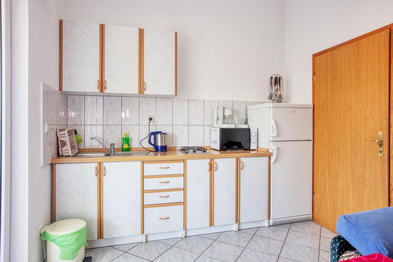 Apartments With A Parking Space Zablace, Sibenik - 4219 Luaran gambar