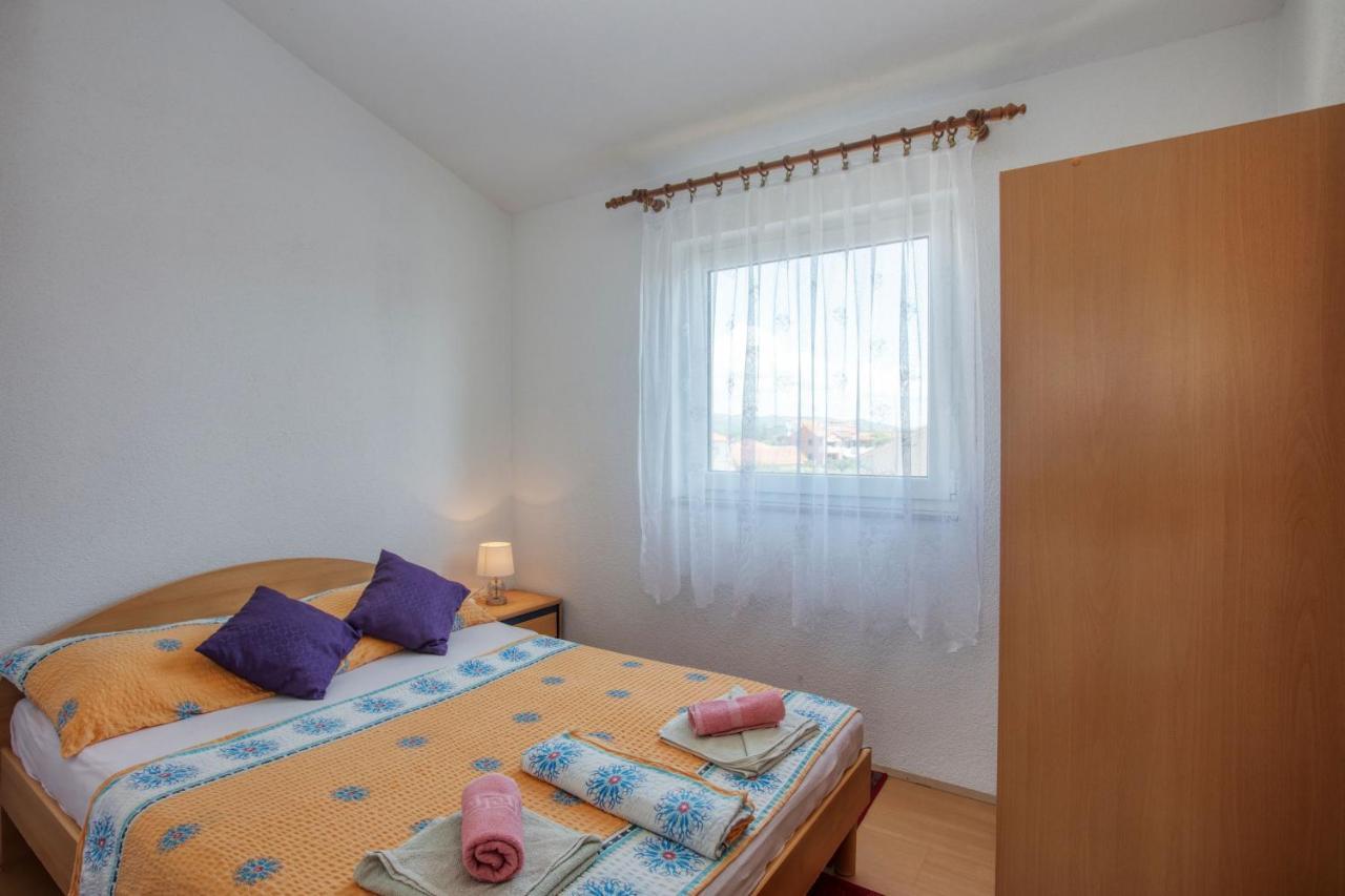 Apartments With A Parking Space Zablace, Sibenik - 4219 Luaran gambar